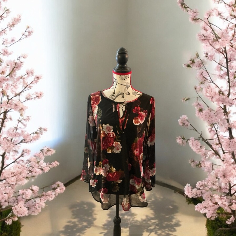 Women’s Blouse